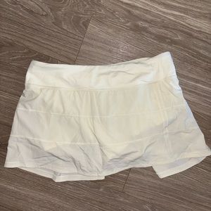 Lululemon athletica tennis skirt size 8